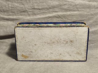 CAJA ANTIGUA DE JABÓN LILAS