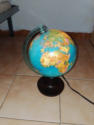 Globo Terráqueo Vintage Iluminado