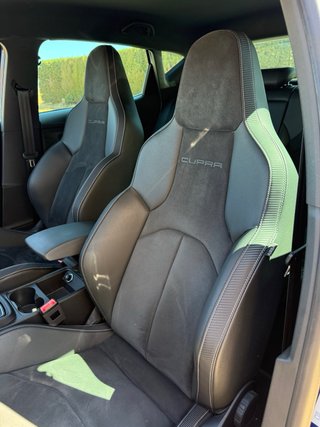 SEAT Leon Cupra