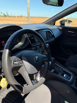 SEAT Leon Cupra