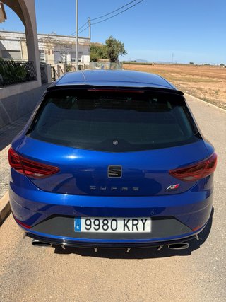 SEAT Leon Cupra