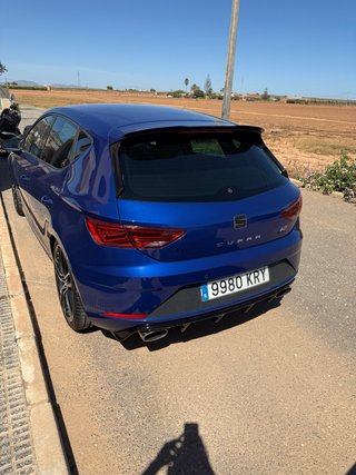 SEAT Leon Cupra