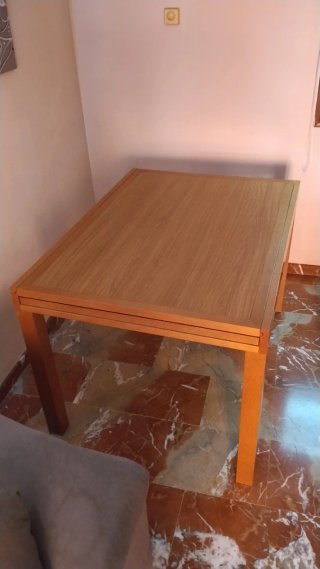 Mesa de comedor de madera extensible de