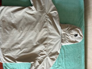 Chaqueta Trangoworld GORE-TEX Talla M Beige