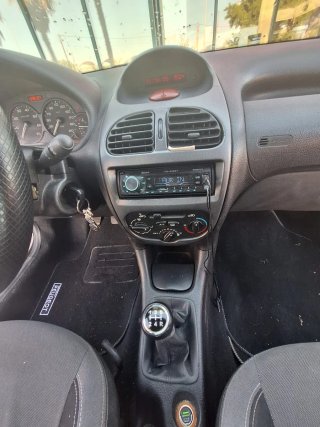Peugeot 206 2006