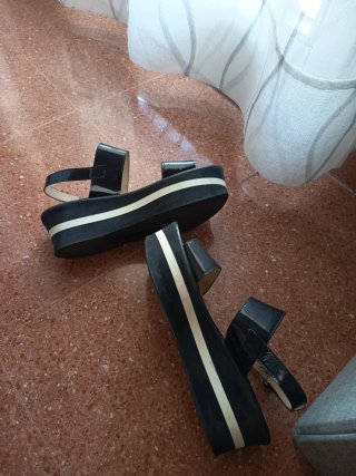 Sandalias Un Paso Más T38 Negras