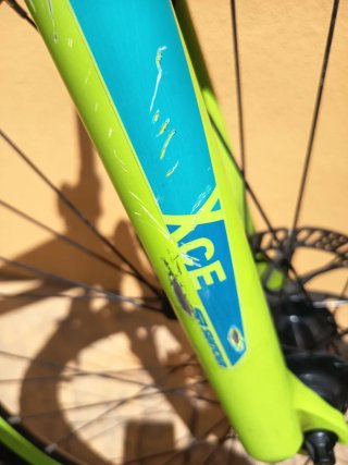 CUBE Acid Race 260 MTB juvenil 26” (145-155)