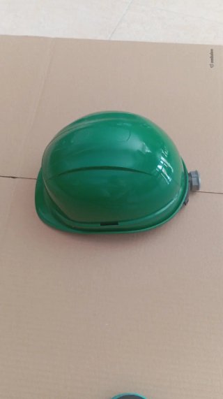 Casco de seguridad verde