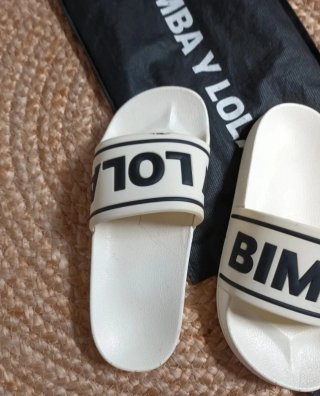 Chanclas Bimba y Lola Blancas