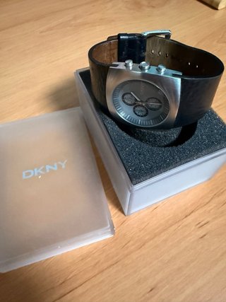 Reloj DKNY Cronógrafo Hombre – Acero y Piel