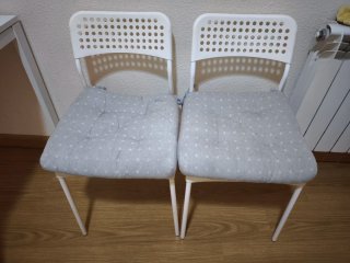 Mesa Ikea Blanca + 2 Sillas