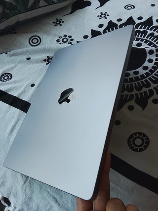 Pantalla MacBook Pro 14 A2442 Impecable