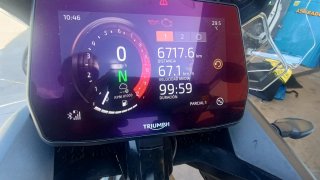 Triumph Tiger GT Pro 2025 Negra/Roja