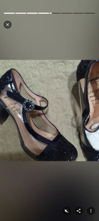 Zapatos azul marino Wonders con brillos. T.37