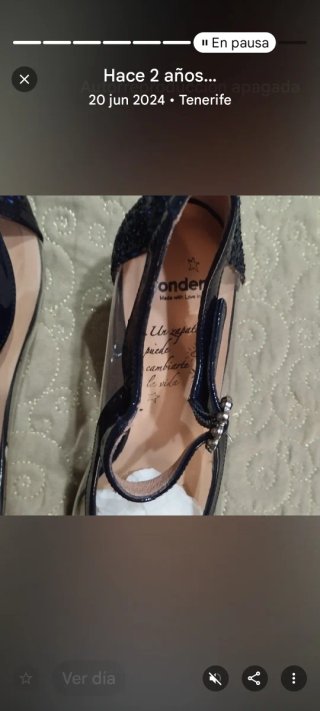 Zapatos azul marino Wonders con brillos. T.37