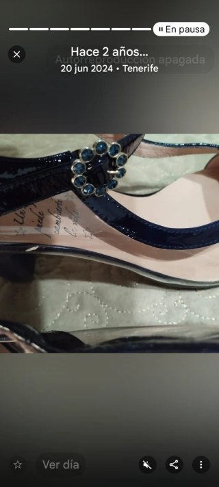 Zapatos azul marino Wonders con brillos. T.37