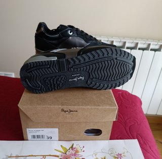 Zapatillas Pepe Jeans Negras Talla 38 y 39 de 85€