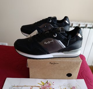 Zapatillas Pepe Jeans Negras Talla 38 y 39 de 85€