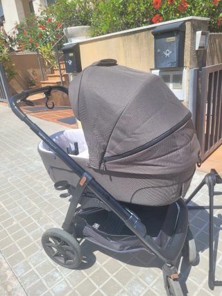 Carro y capazo Inglesina Aptica XT