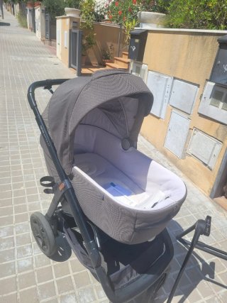 Carro y capazo Inglesina Aptica XT