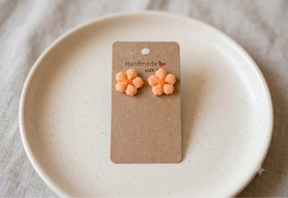 Pendientes flor arcilla naranja