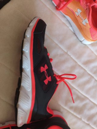 Zapatillas Under Armour Talla 39 Negras Rojas