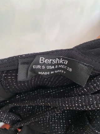 Vestido fiesta corto Bershka Talla S