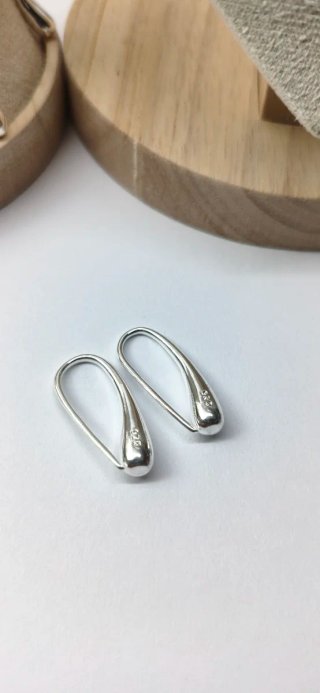 Conjunto Plata: Collar, Pulsera y Pendientes