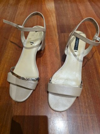 Sandalias Zendra Beige Talla 39