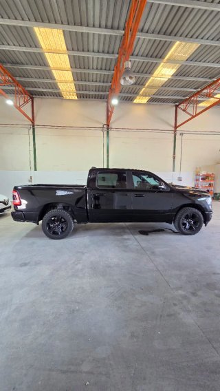 Dodge RAM HEMI 2023