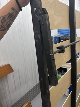 Somier de cama metálico con lamas de madera