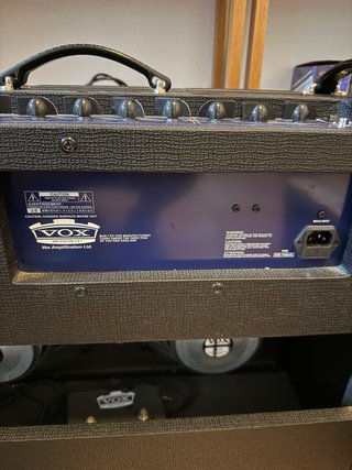 Amplificador Vox AC30VR 30W Híbrido + Pedal