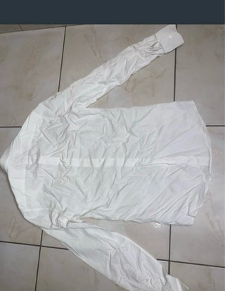 Costumi camicia maglie cappelli tracolla