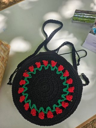 Bolso redondo ganchillo flores