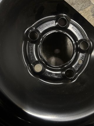 Rueda de repuesto Volvo S60 con neumatico nuevo