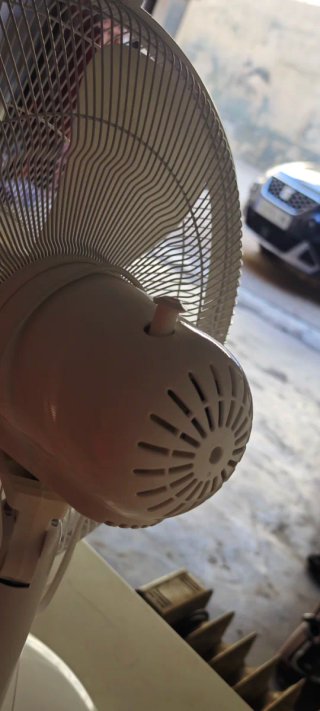 Ventilador de mesa grande blanco