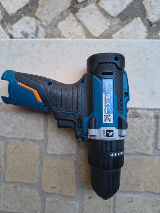 Aparafusadora Dexter 12V com carregador e bateria