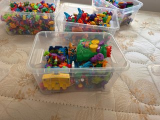 Lote Figuras y Vehículos Superthings
