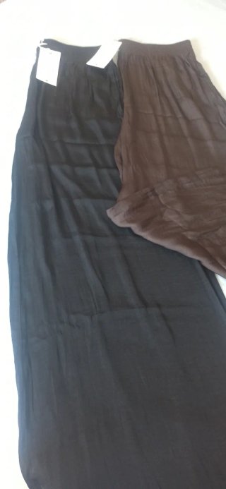 NUEVOS Pantalones chica XL negros y marrones