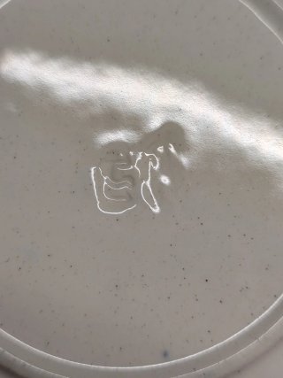 Taza y plato de té antiguos loza azul y blanca