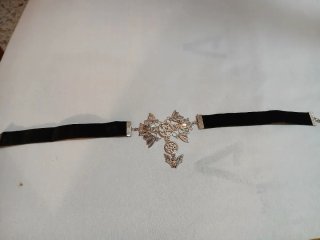 Collar Terciopelo Negro con Colgante Murciélago y