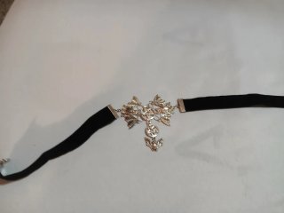 Collar Terciopelo Negro con Colgante Murciélago y