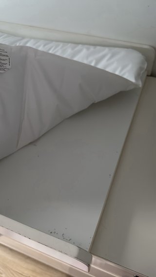 Cambiador de madera de bebé
