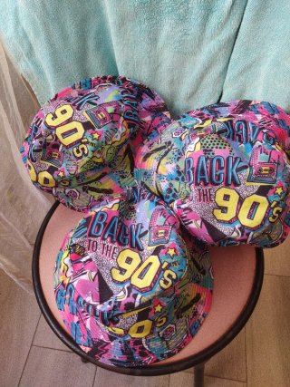 Sombrero estilo 90s multicolor