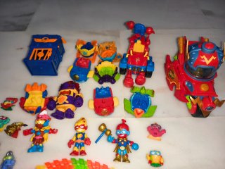 Lote Superthings