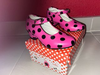 Zapatos Flamenca o sevillana de niña Lunares Rosa