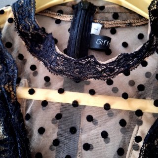 Abito lungo pizzo, tulle e pois