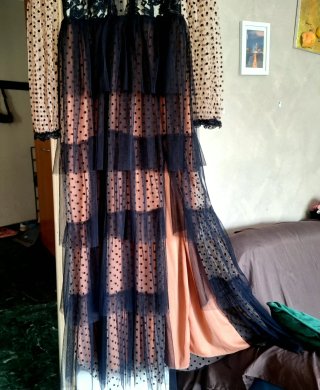 Abito lungo pizzo, tulle e pois