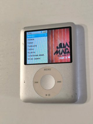 iPod Nano 3ª Gen 4GB Plata (Caja)