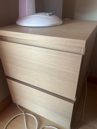 2 Mesitas de noche 2 cajones madera clara